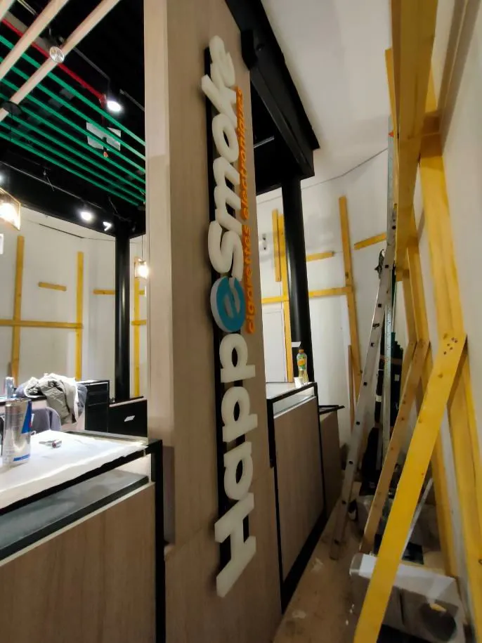 Détail des finitions du kiosque Happesmoke